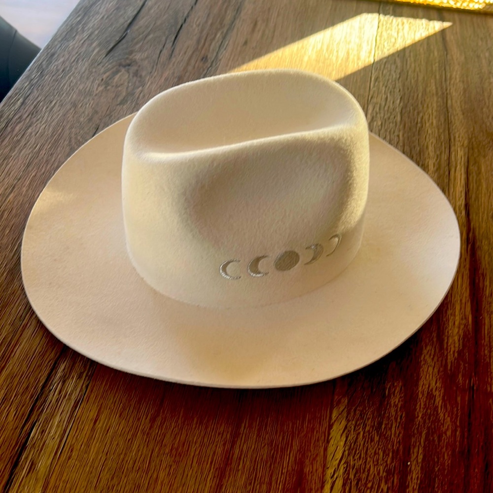 Van Palma moon cycles hat. Used. No band.